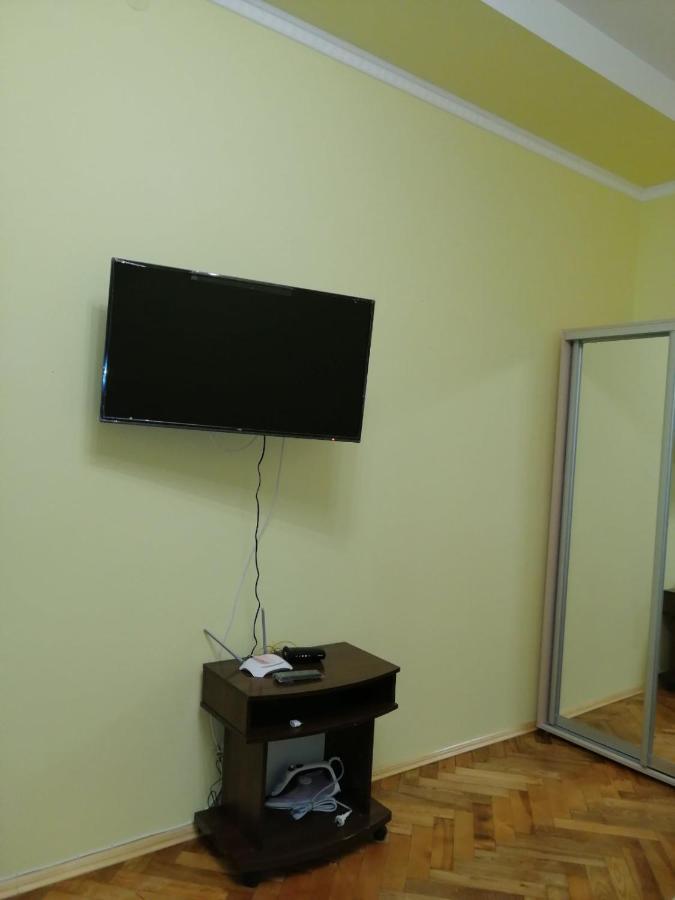 Apartment Ak. Kuchera Street Lviv Extérieur photo